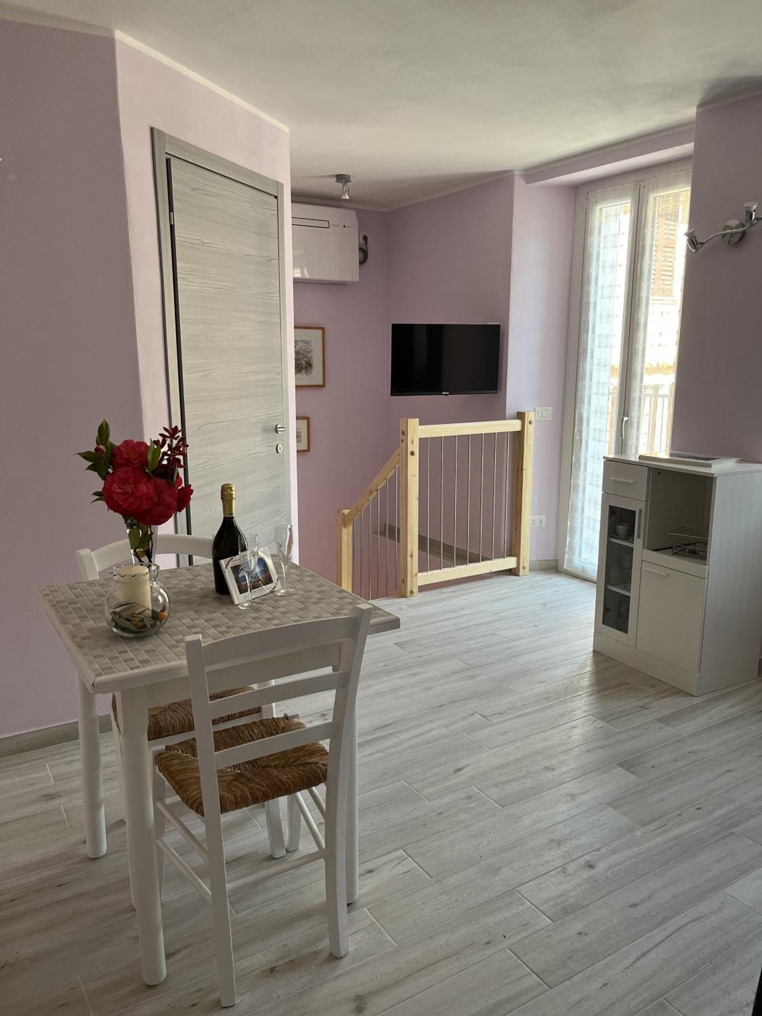 Casa Castellana Apt 1 E Casa Castellana Apt 2 살라코마시나 외부 사진